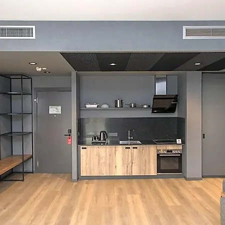 Mk Tirana 5*