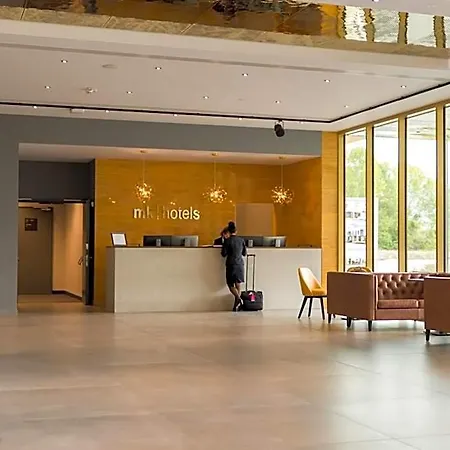 Hotel Mk Tirana Babrru