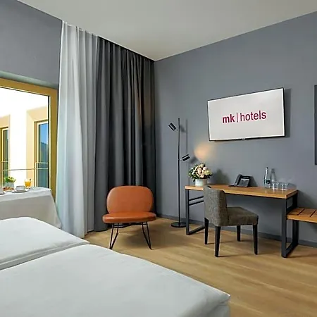 Hotel Mk Tirana Babrru